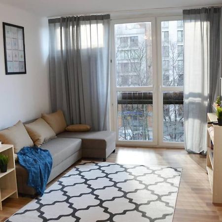 Ohmyhome - Park Mirowski Apartment Warsaw Luaran gambar