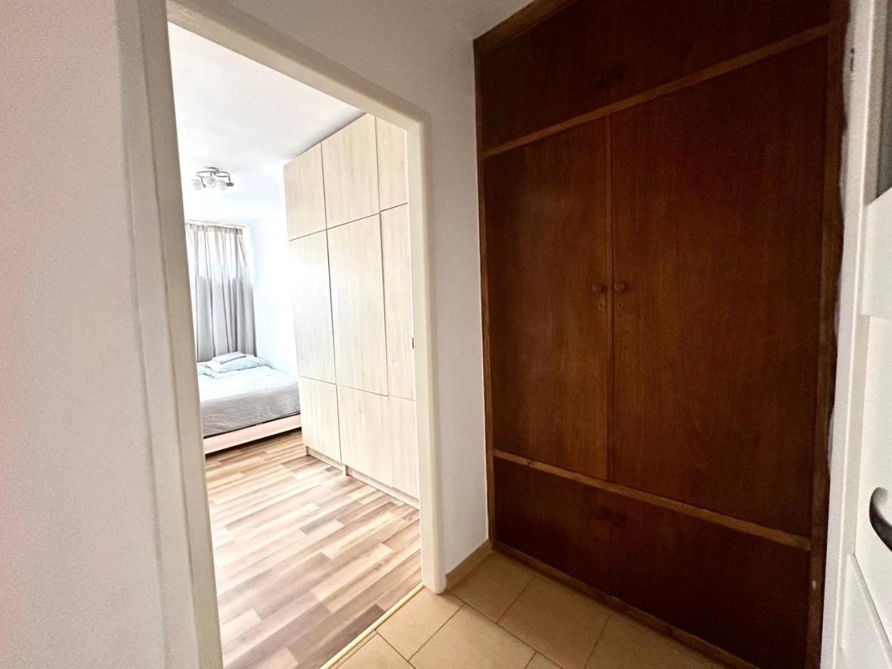 Ohmyhome - Park Mirowski Apartment Warsaw Luaran gambar